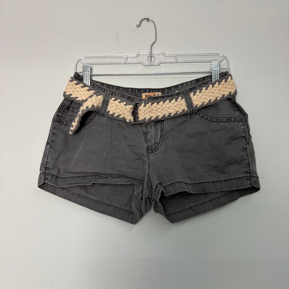 Mudd Womens Low Rise Mini Shorts Charcoal Gray Cotton with Crochet Belt‎ Size 7